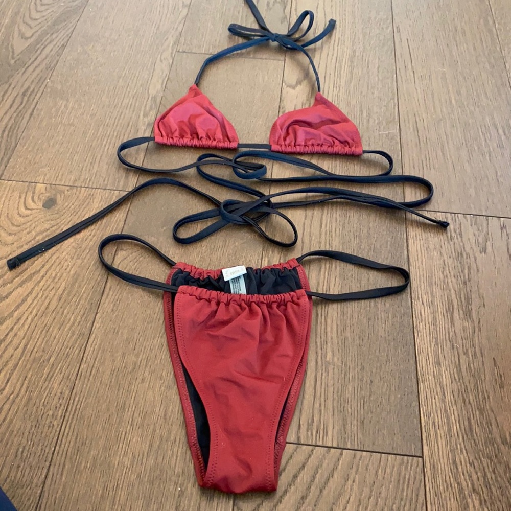 Women’s Solid And Striped Bikini Set - image 1